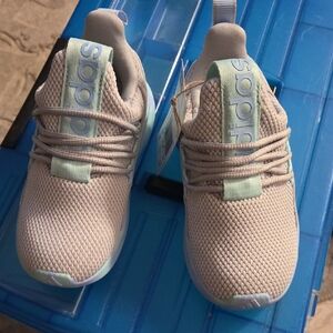 Adidas Kids Sneakers in Beige and Mint Size 9 Kids Unisex